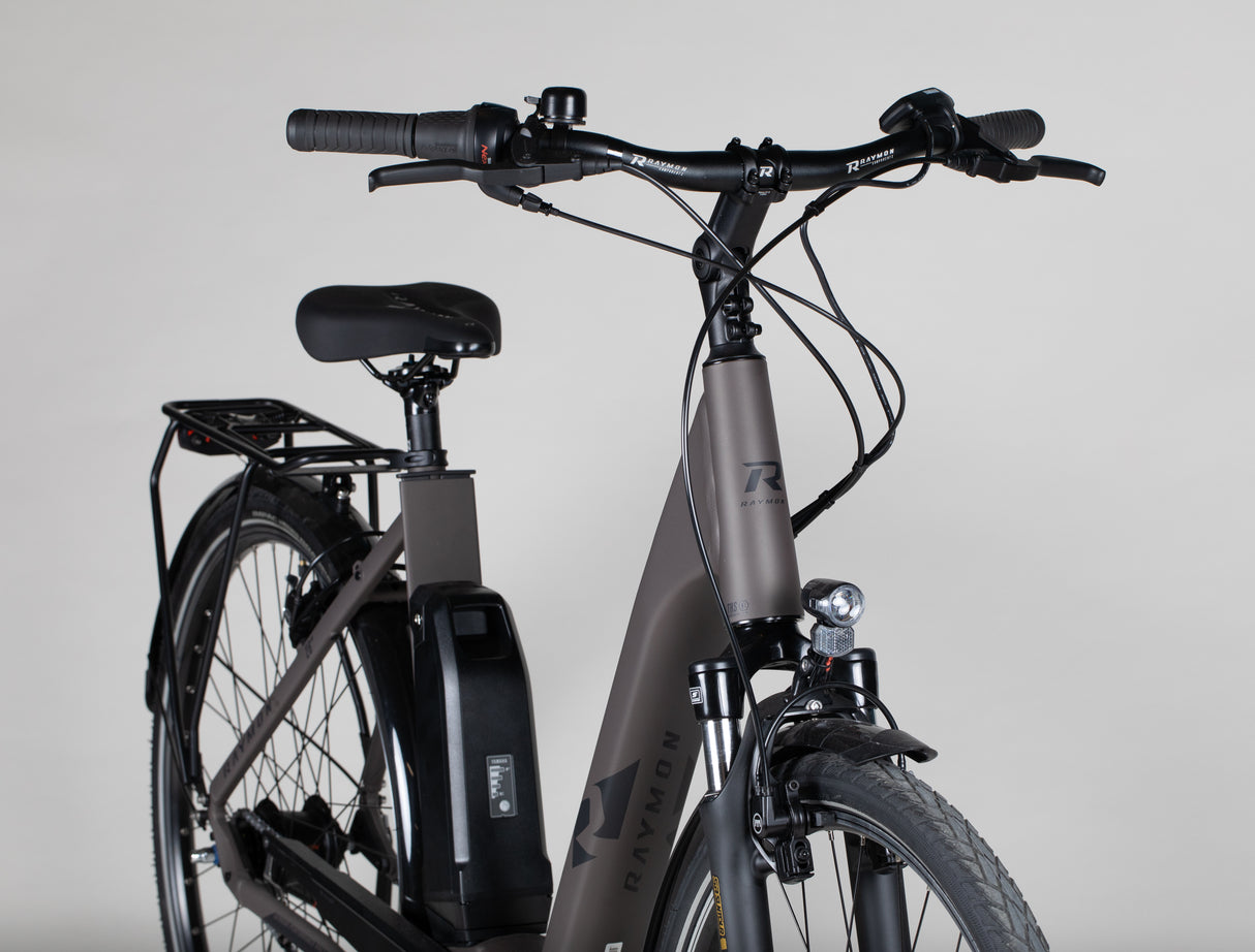 R RAYMON CityRay E 2.0 - käytetty sähköpyörä 176-187 cm ajajalle