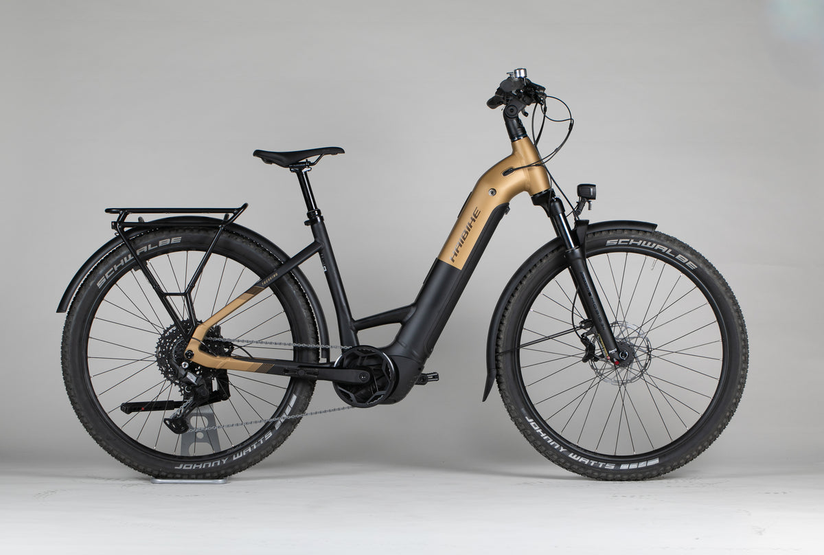 Haibike Trekking 7.5 Low - käytetty sähköpyörä 168-180 cm ajajalle