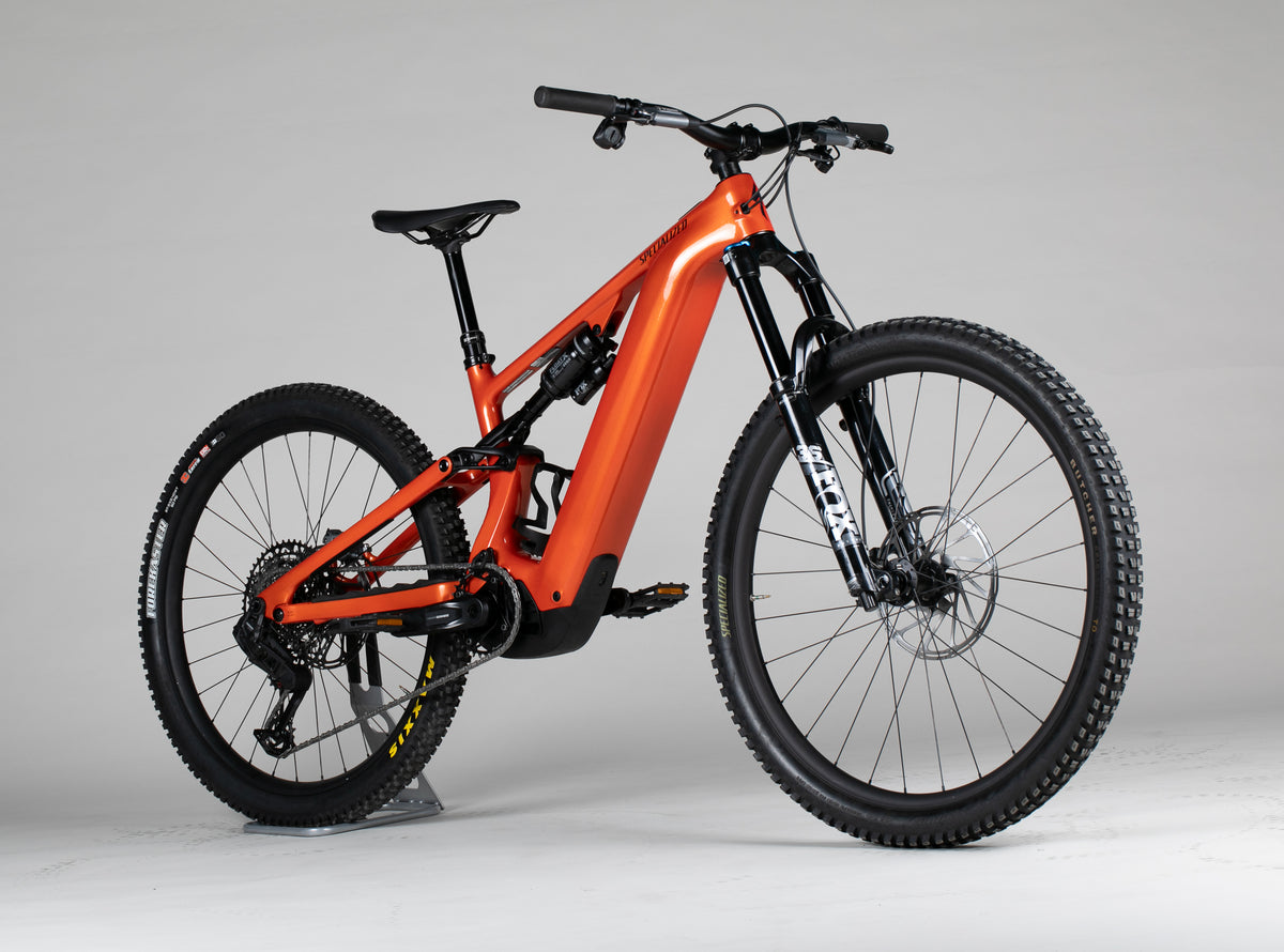 Specialized Turbo Levo 4 Comp - käytetty sähköpyörä 157-173 cm ajajalle