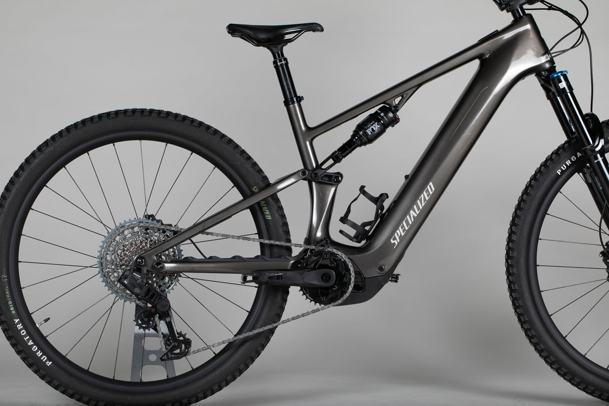 Specialized Turbo Levo R Comp - käytetty sähköpyörä 178-193 cm ajajalle