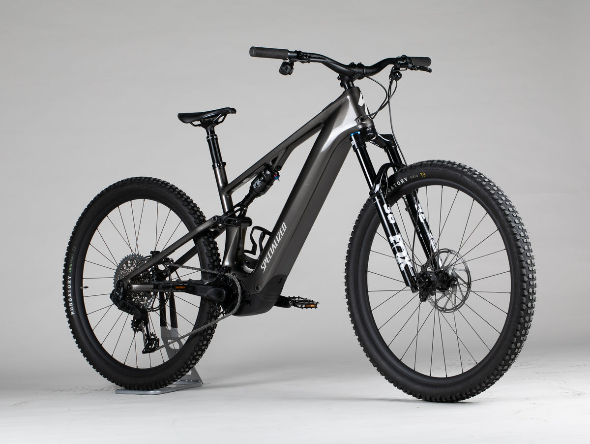Specialized Turbo Levo R Comp - käytetty sähköpyörä 178-193 cm ajajalle