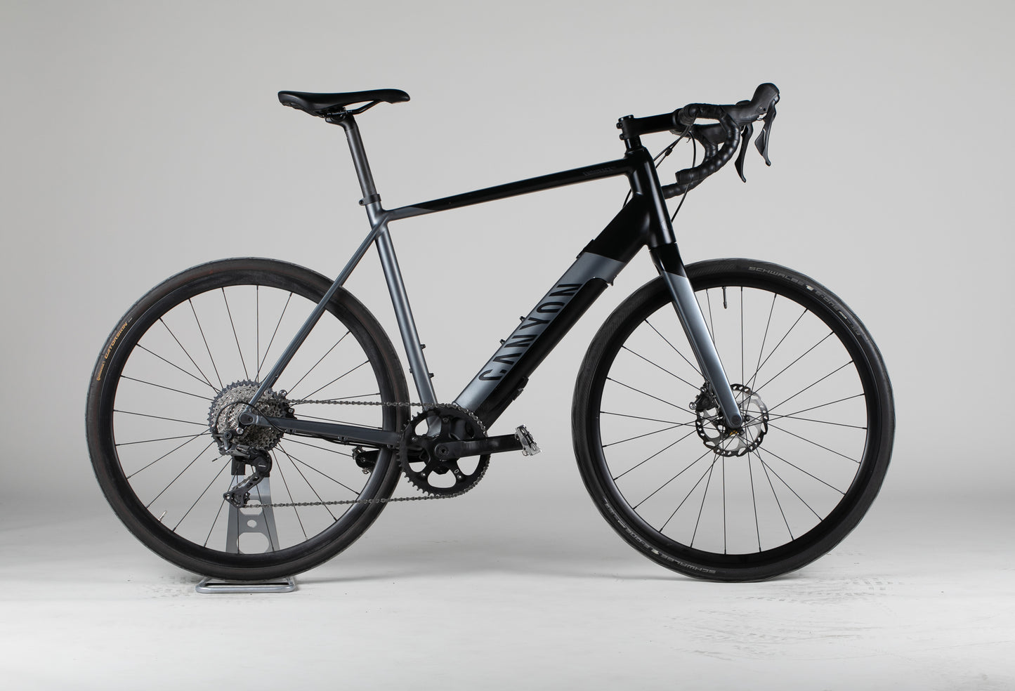 Canyon Endurance:ON AL 7.0 - käytetty sähköpyörä ajajalle 189-210 cm