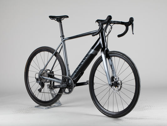 Canyon Endurance:ON AL 7.0 - käytetty sähköpyörä ajajalle 189-210 cm