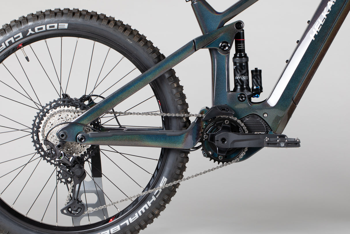 Helkama Carbon X 12v - käytetty sähköpyörä 160–180 cm ajajalle