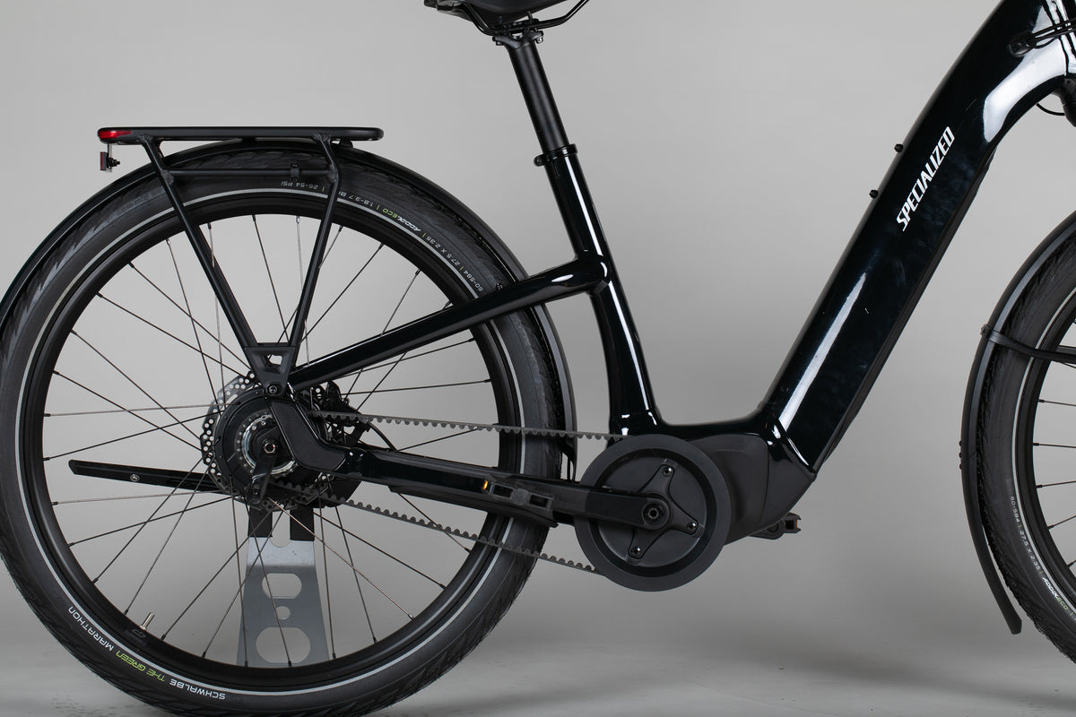 Specialized Turbo Como 3.0 IGH - käytetty sähköpyörä 165-178 cm ajajalle