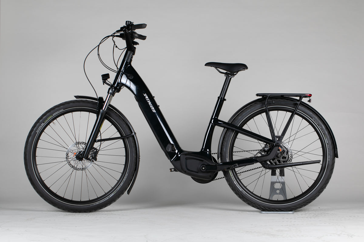 Specialized Turbo Como 3.0 IGH - käytetty sähköpyörä 165-178 cm ajajalle