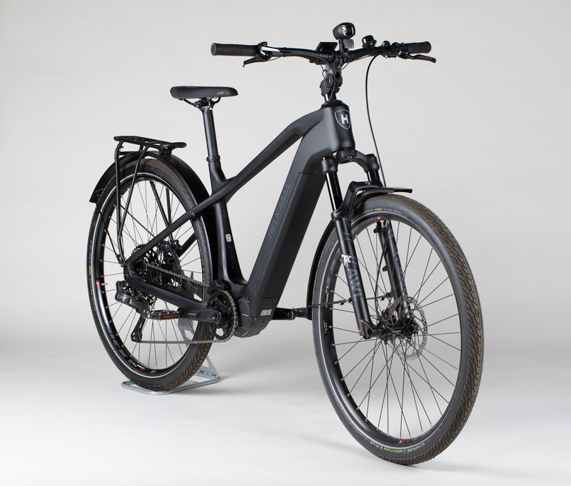 Helkama Carbon H - käytetty sähköpyörä 170–190 cm ajajalle