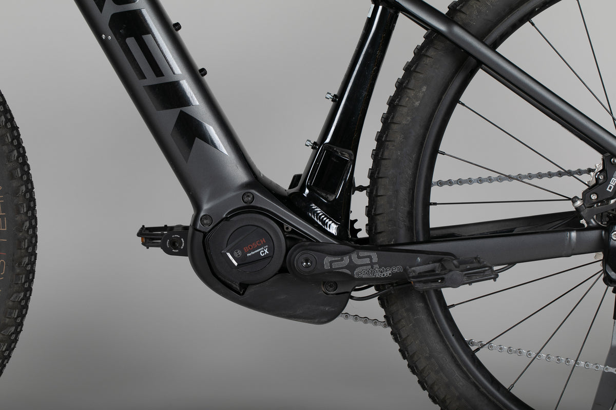 Trek Powerfly 7 Gen 4 - käytetty sähköpyörä 165-177 cm ajajalle
