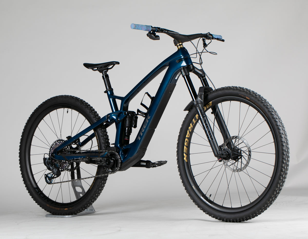 Trek Fuel Exe 9.8 Gx Axs - käytetty sähköpyörä 170-185 cm ajajalle