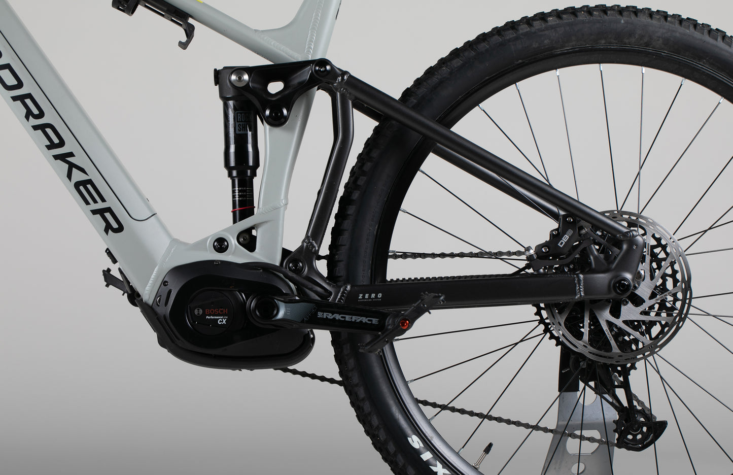 Mondraker Chaser - käytetty sähköpyörä 185-200 cm ajajalle