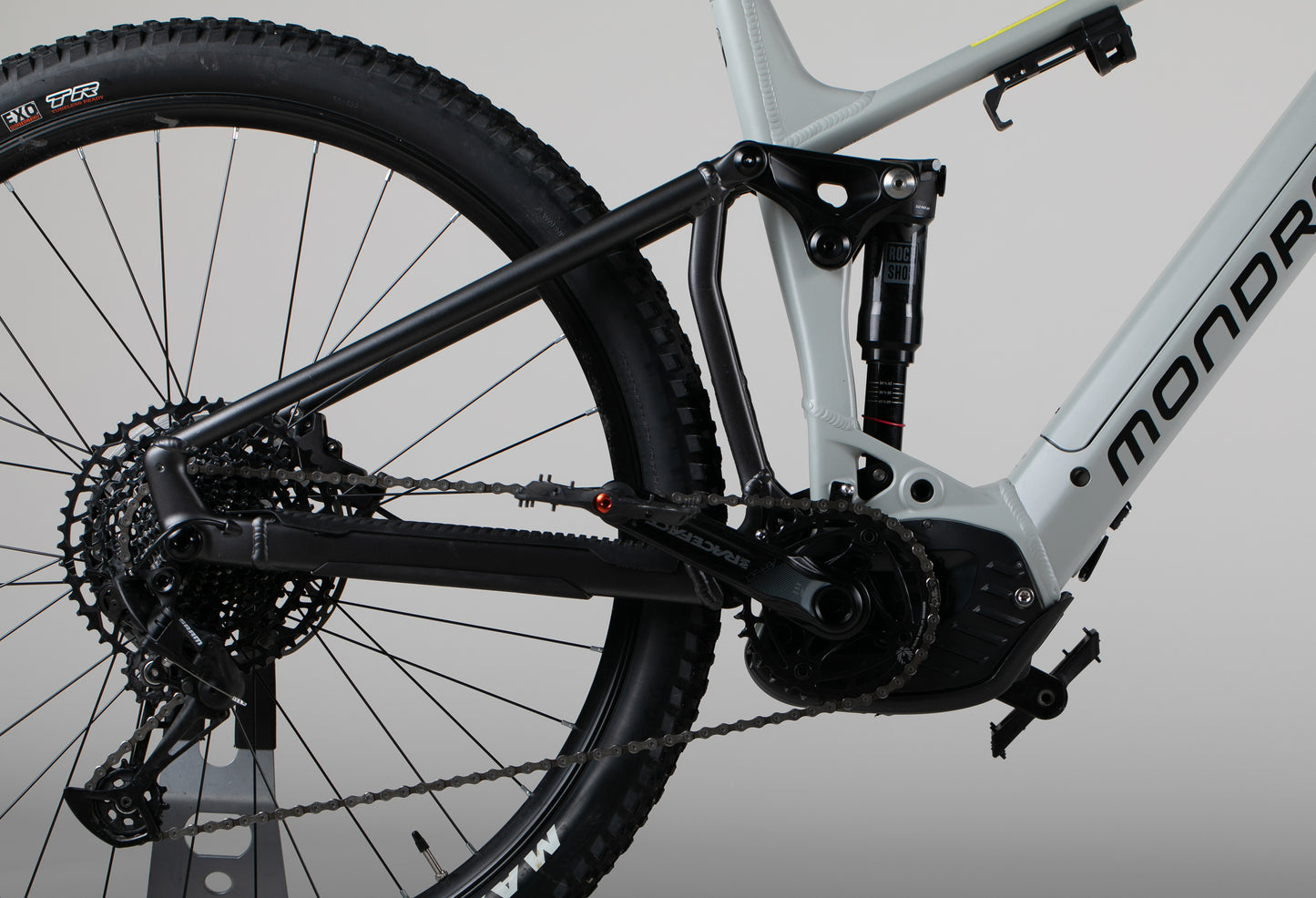 Mondraker Chaser - käytetty sähköpyörä 185-200 cm ajajalle