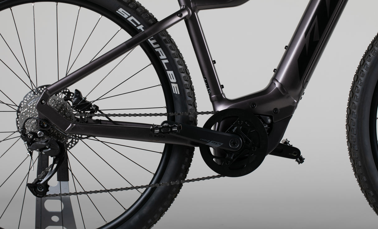 KTM Macina Race 592 - käytetty sähköpyörä 165-177 cm ajajalle