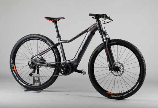 KTM Macina Race 592 - käytetty sähköpyörä 165-177 cm ajajalle