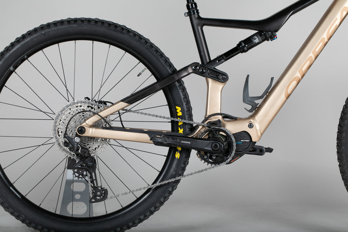 Orbea Rise H30 - käytetty sähköpyörä 170-185 cm ajajalle