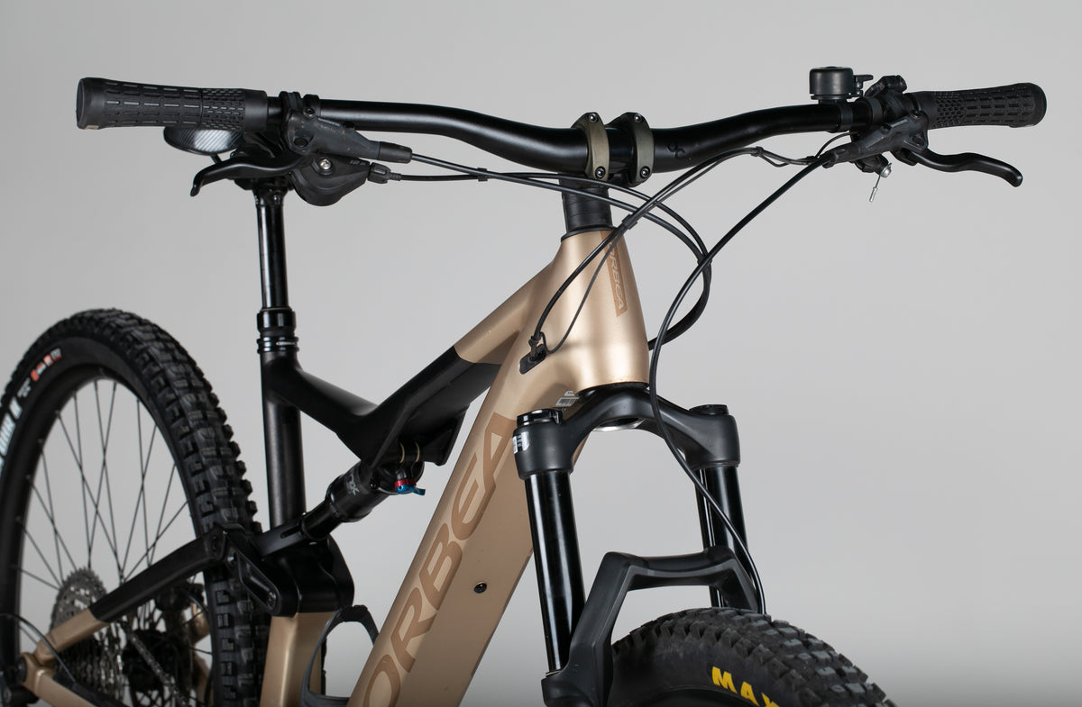 Orbea Rise H30 - käytetty sähköpyörä 170-185 cm ajajalle