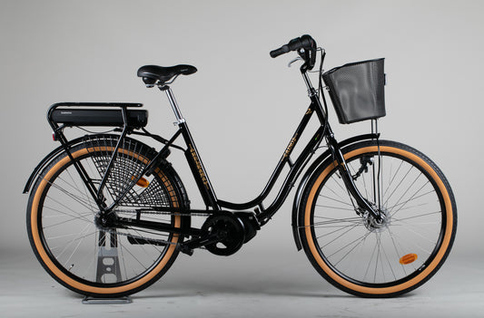 Helkama E-Aino 7v - käytetty sähköpyörä 155-180 cm ajajalle