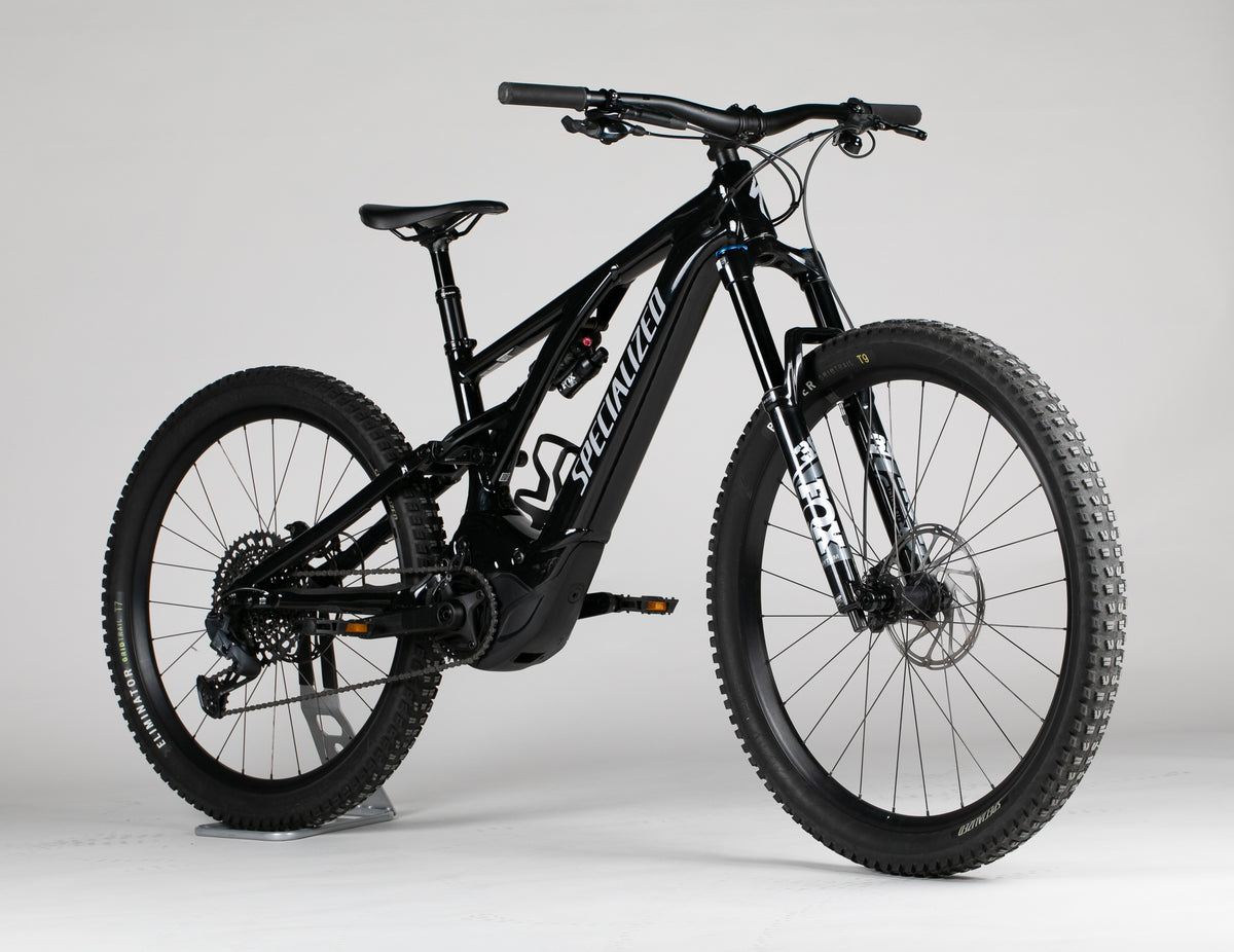 Specialized Turbo Levo Comp Alloy - käytetty sähköpyörä 165-181 cm ajajalle