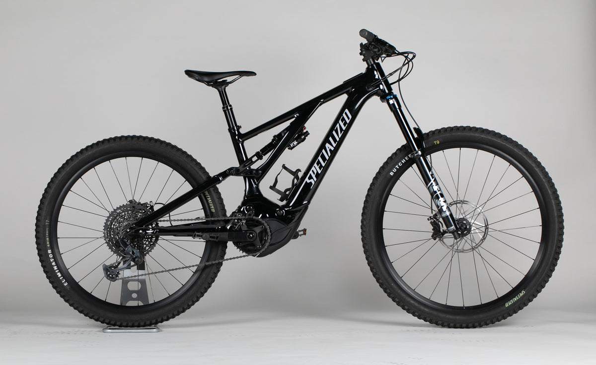 Specialized Turbo Levo Comp Alloy - käytetty sähköpyörä 165-181 cm ajajalle