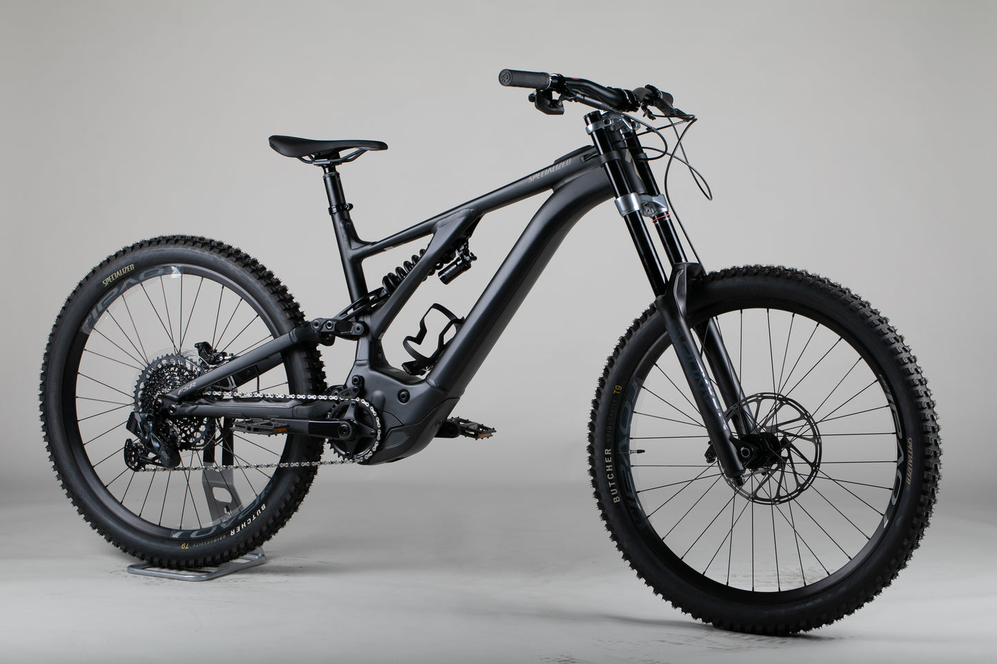 SPECIALIZED Turbo Kenevo Expert Alloy - käytetty sähköpyörä 178-191 cm ajajalle