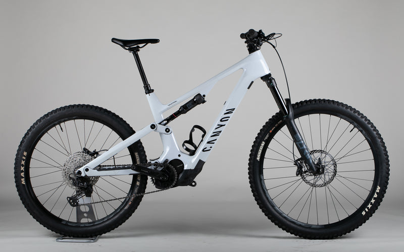 Canyon Spectral:ON CF 7 - käytetty sähköpyörä ajajalle 183-192 cm