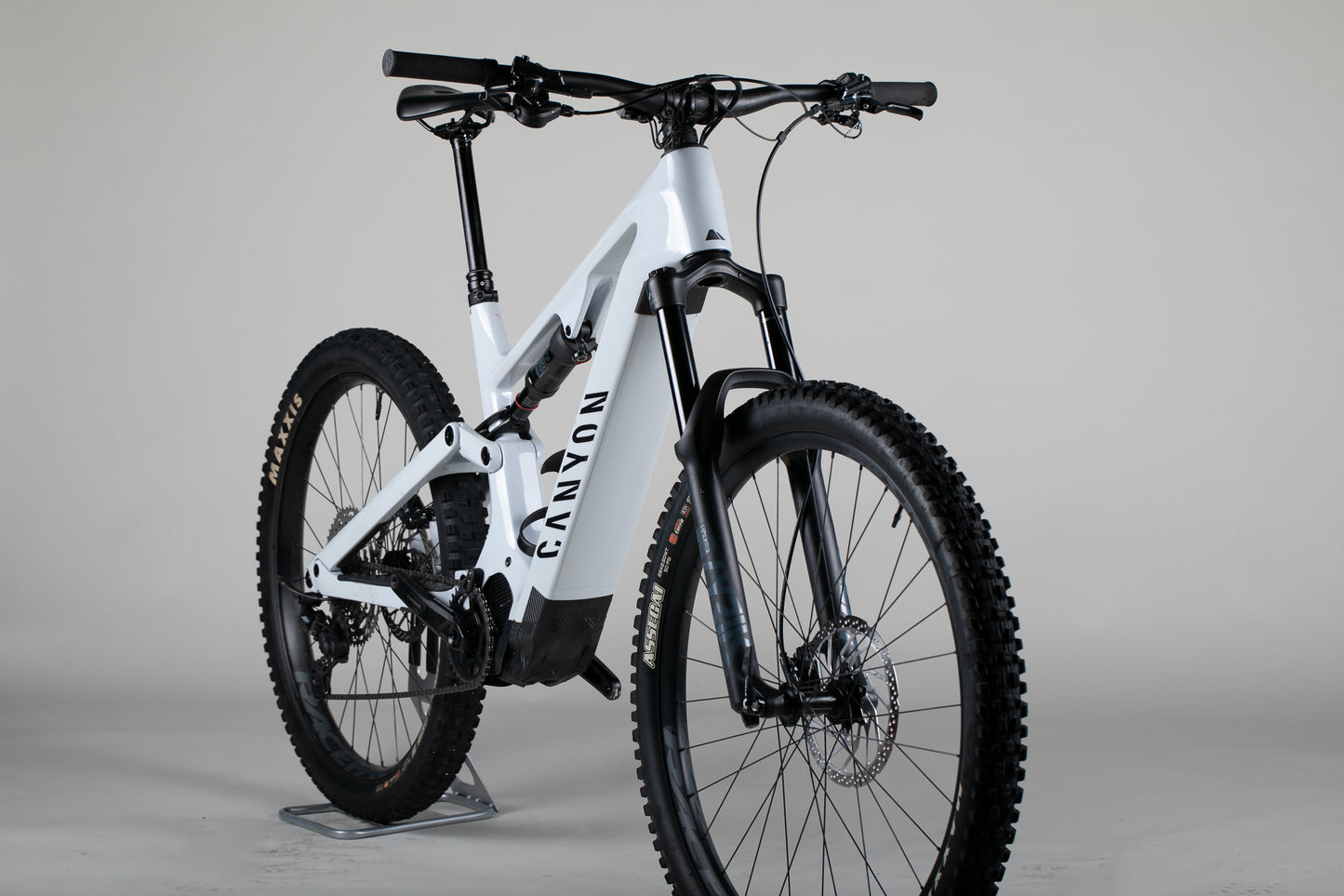 Canyon Spectral:ON CF 7 - käytetty sähköpyörä ajajalle 183-192 cm