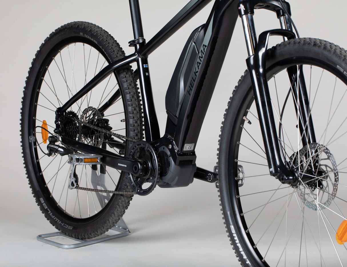 Helkama XE8 - käytetty sähköpyörä 145-165 cm ajajalle