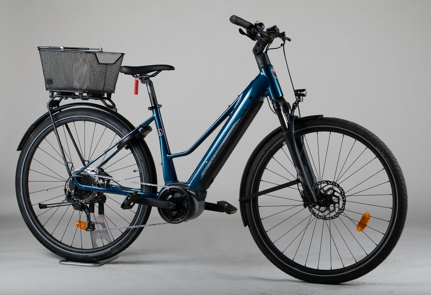 SUPERIOR eXR 6050 BL TOURING - käytetty sähköpyörä 169-180 cm ajajalle