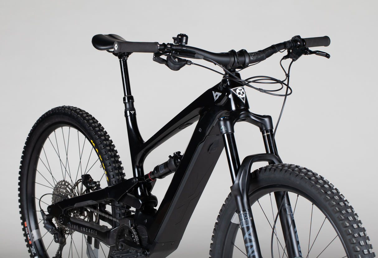 YT Industries Decoy Core 2 - käytetty sähköpyörä 171-183 cm ajajalle