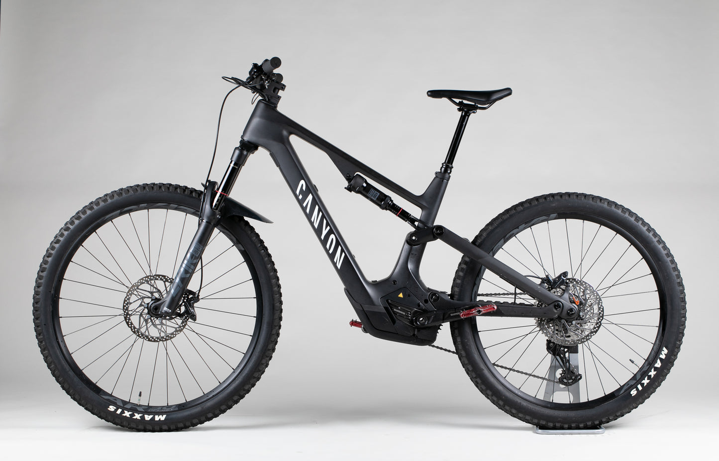 Canyon Spectral On CF 7 - käytetty sähköpyörä 174–184 cm ajajalle