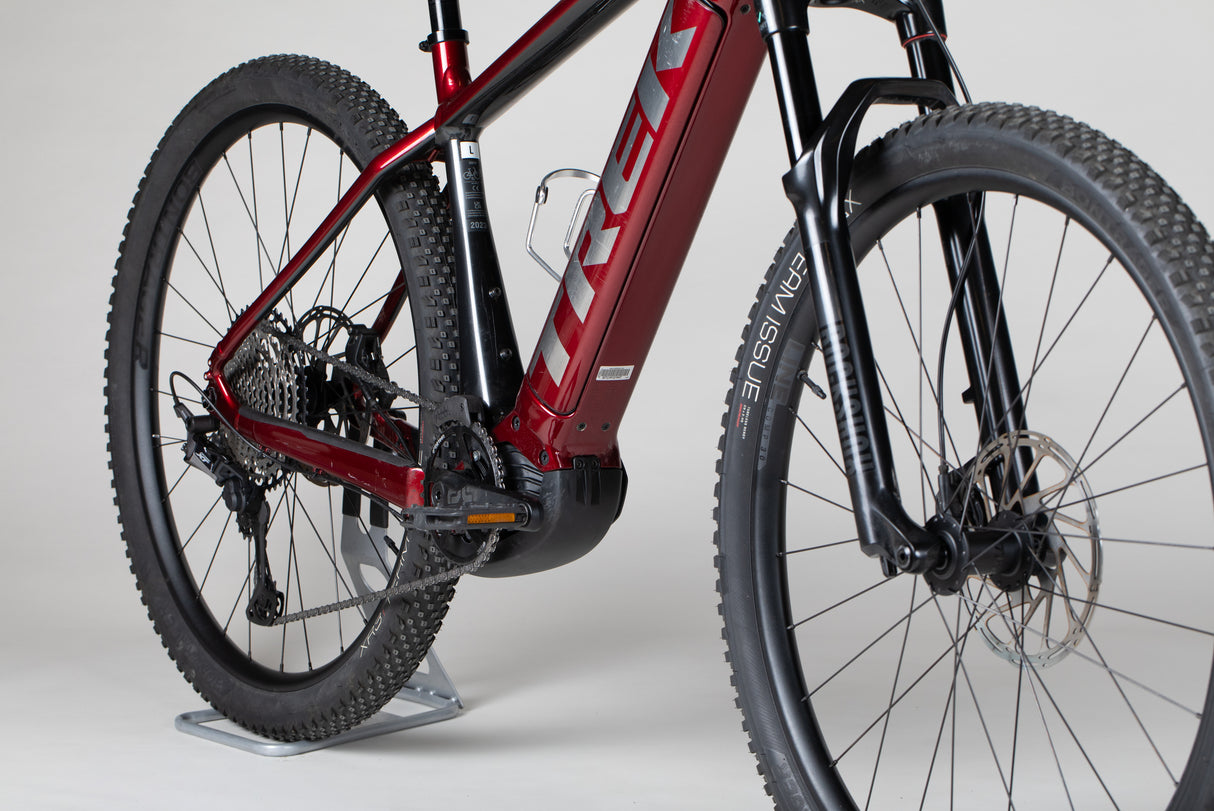 Trek Powerfly 7 - käytetty sähköpyörä 177-188 cm ajajalle