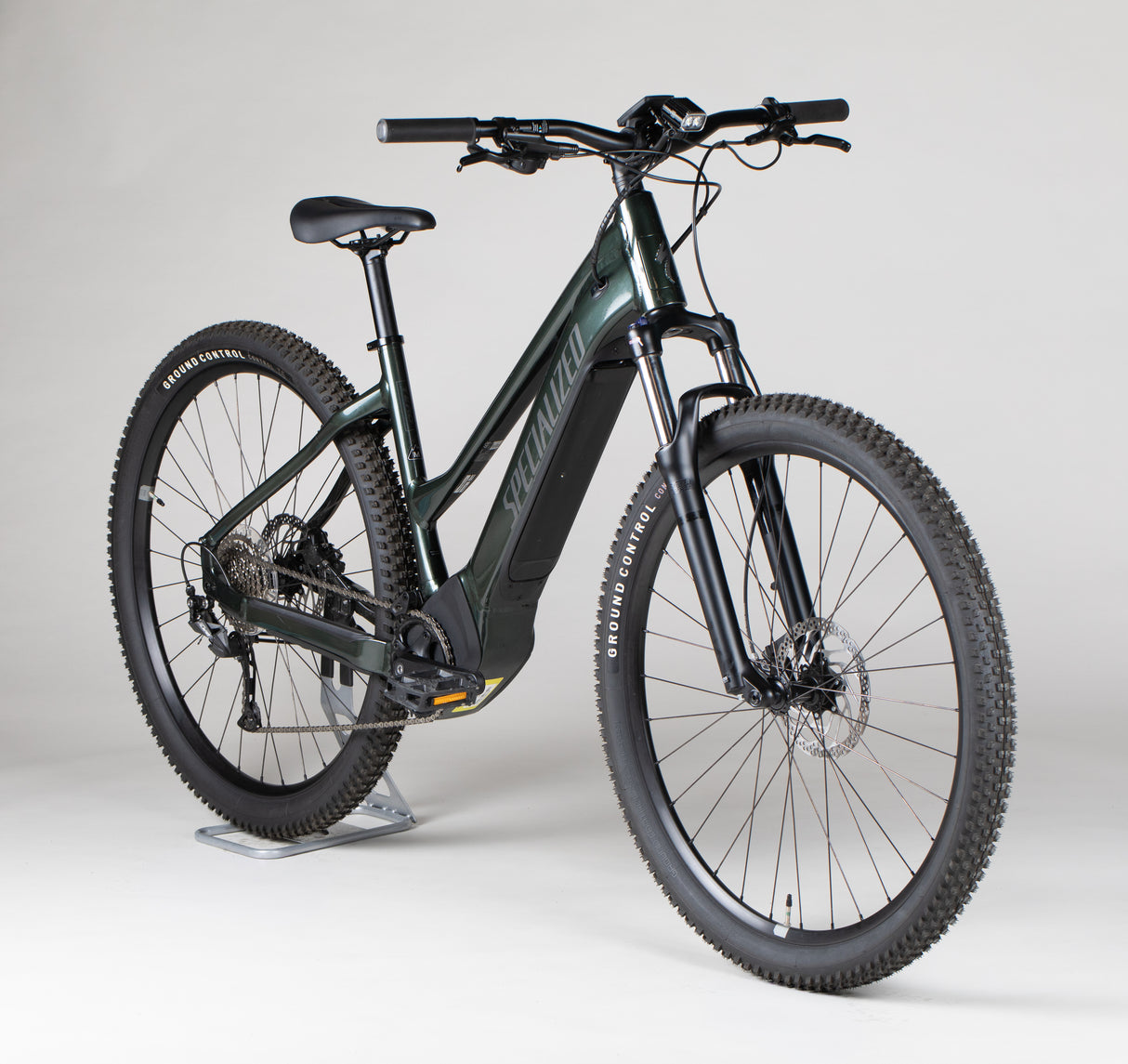 Specialized Turbo Tero 4.0 Step-Through - käytetty sähköpyörä 165-178 cm ajajalle
