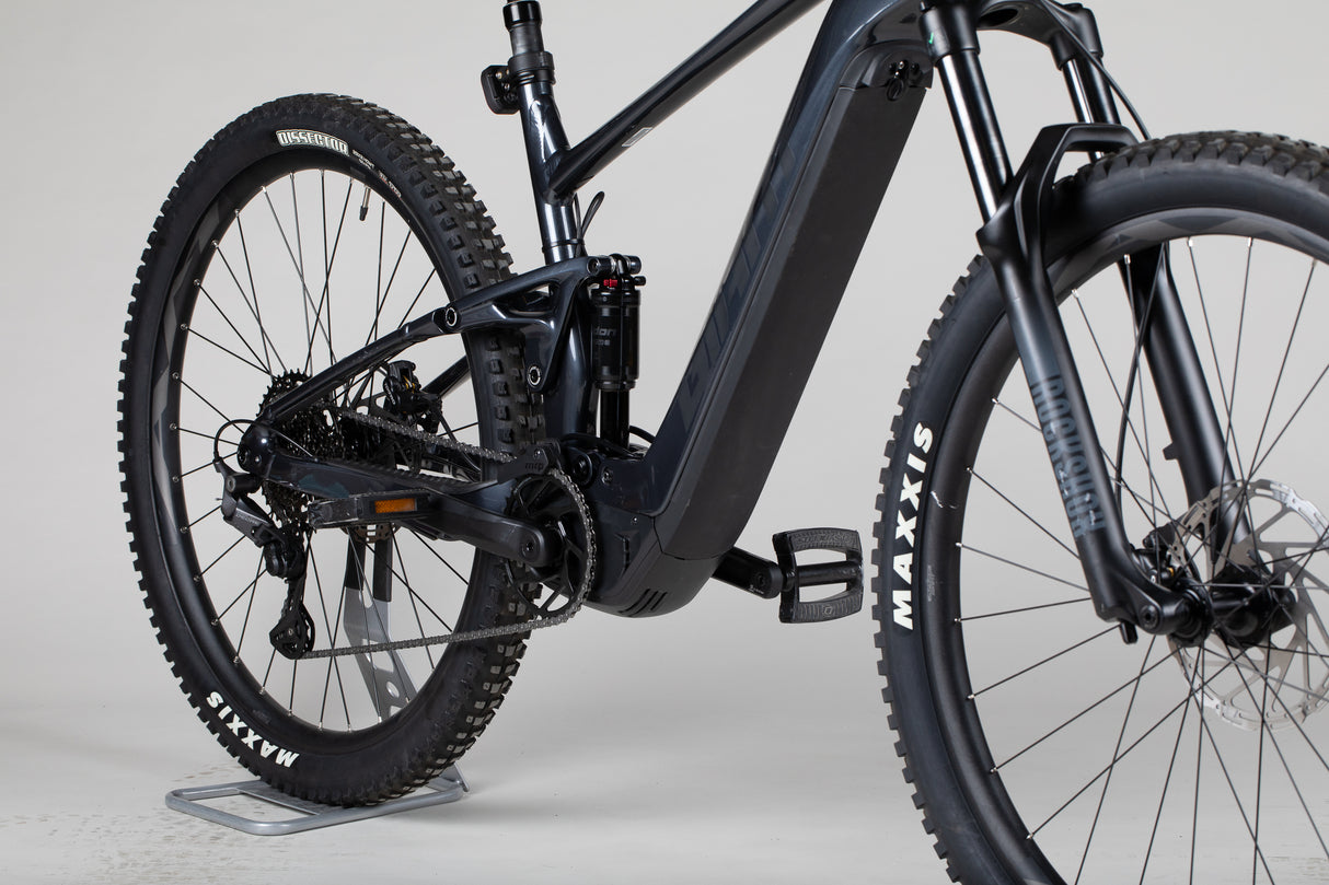 Giant Stance E+ 1 - käytetty sähköpyörä 178-189 cm ajajalle
