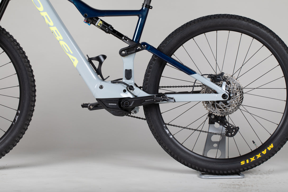 Orbea Rise H30 - käytetty sähköpyörä 170-185 cm ajajalle