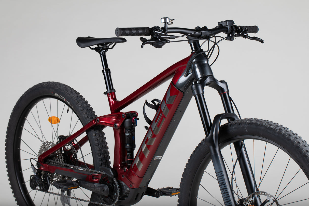 Trek Rail 5 625 W - käytetty sähköpyörä 165-176 cm ajajalle