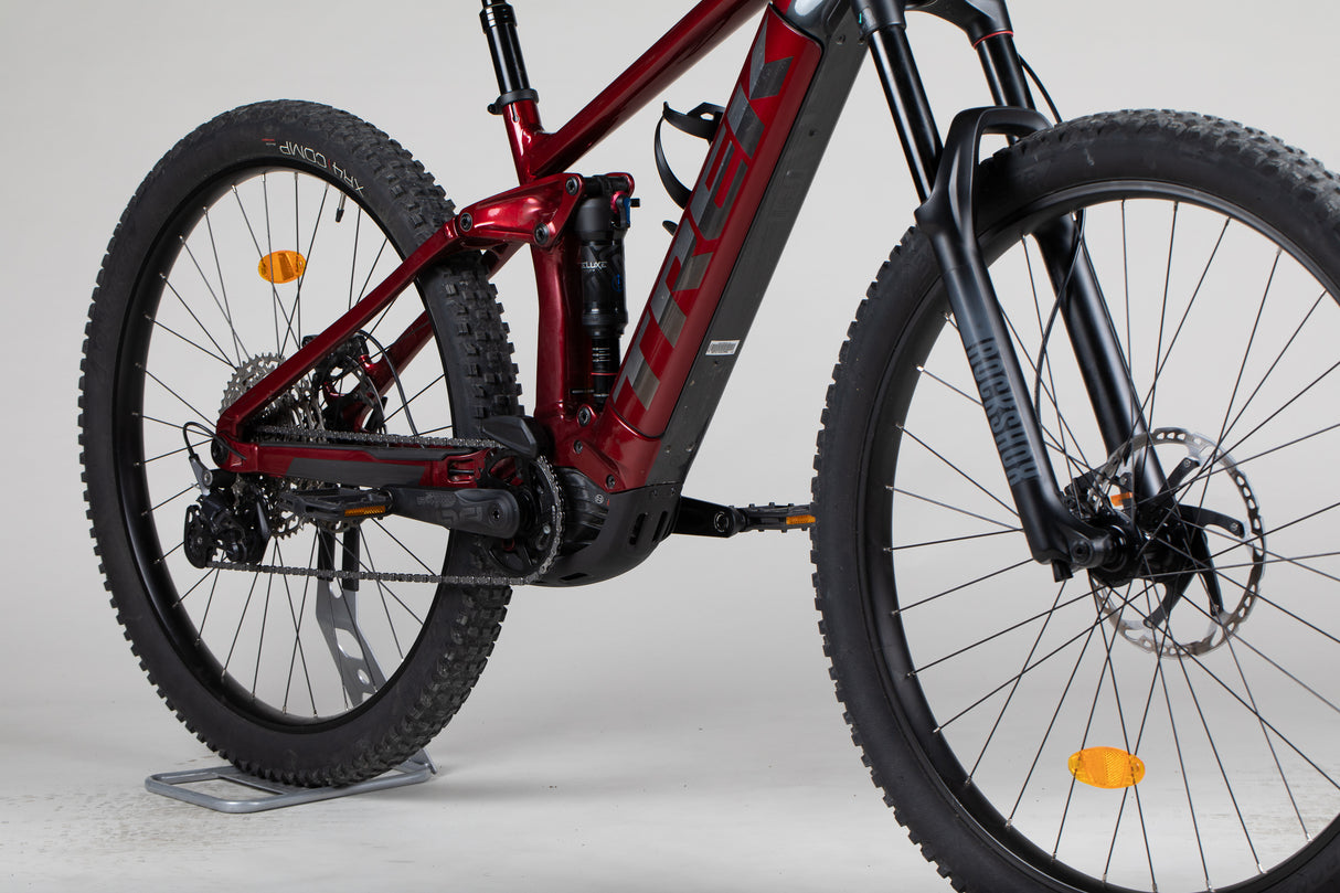 Trek Rail 5 625 W - käytetty sähköpyörä 165-176 cm ajajalle
