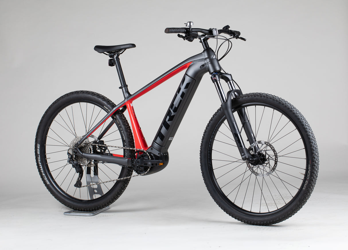 Trek Powerfly 4 625W Gen 4 - käytetty sähköpyörä 177-188 cm ajajalle