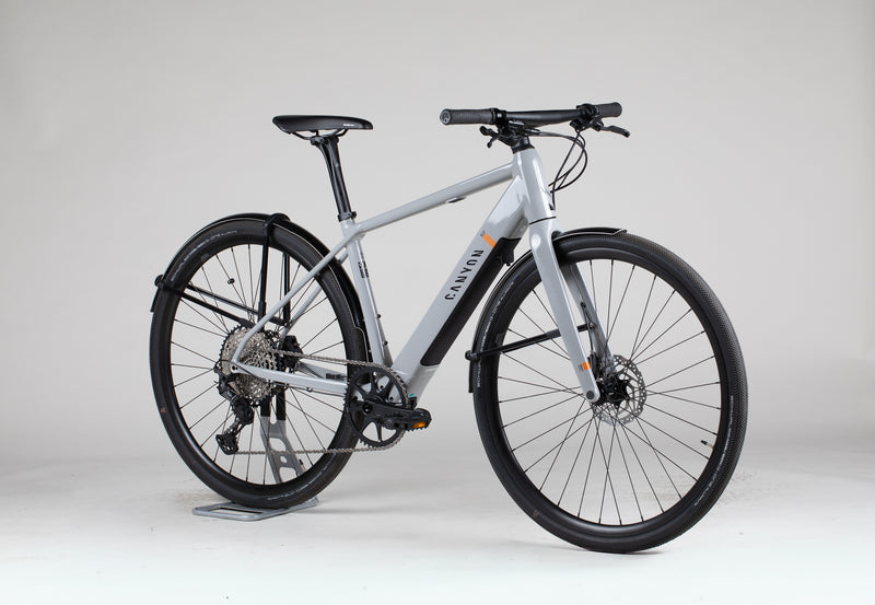 Canyon Roadlite:On 7 - käytetty sähköpyörä 171-183 cm ajajalle
