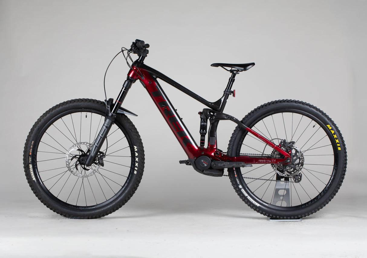 Trek Rail 7 - käytetty sähköpyörä 174-188 cm ajajalle