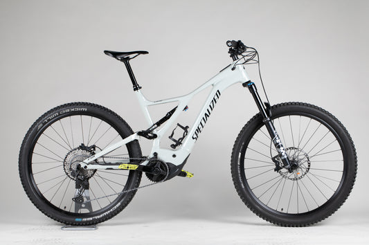Specialized Turbo Levo Comp - käytetty sähköpyörä 188-203 cm ajajalle