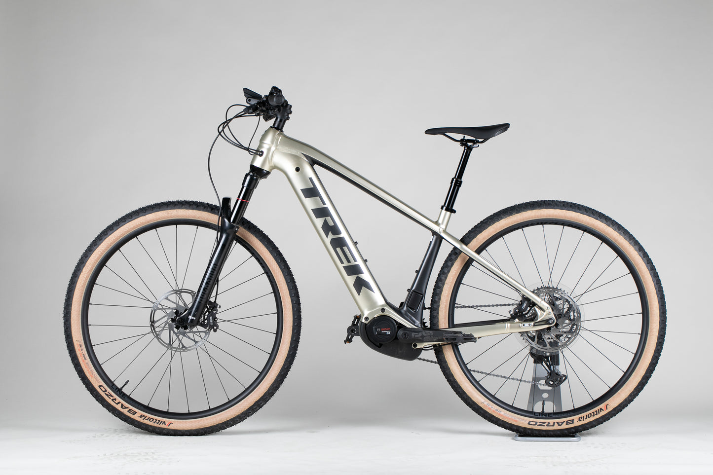 Trek Powerfly 7 Gen 4 - käytetty sähköpyörä 165-177 cm ajajalle