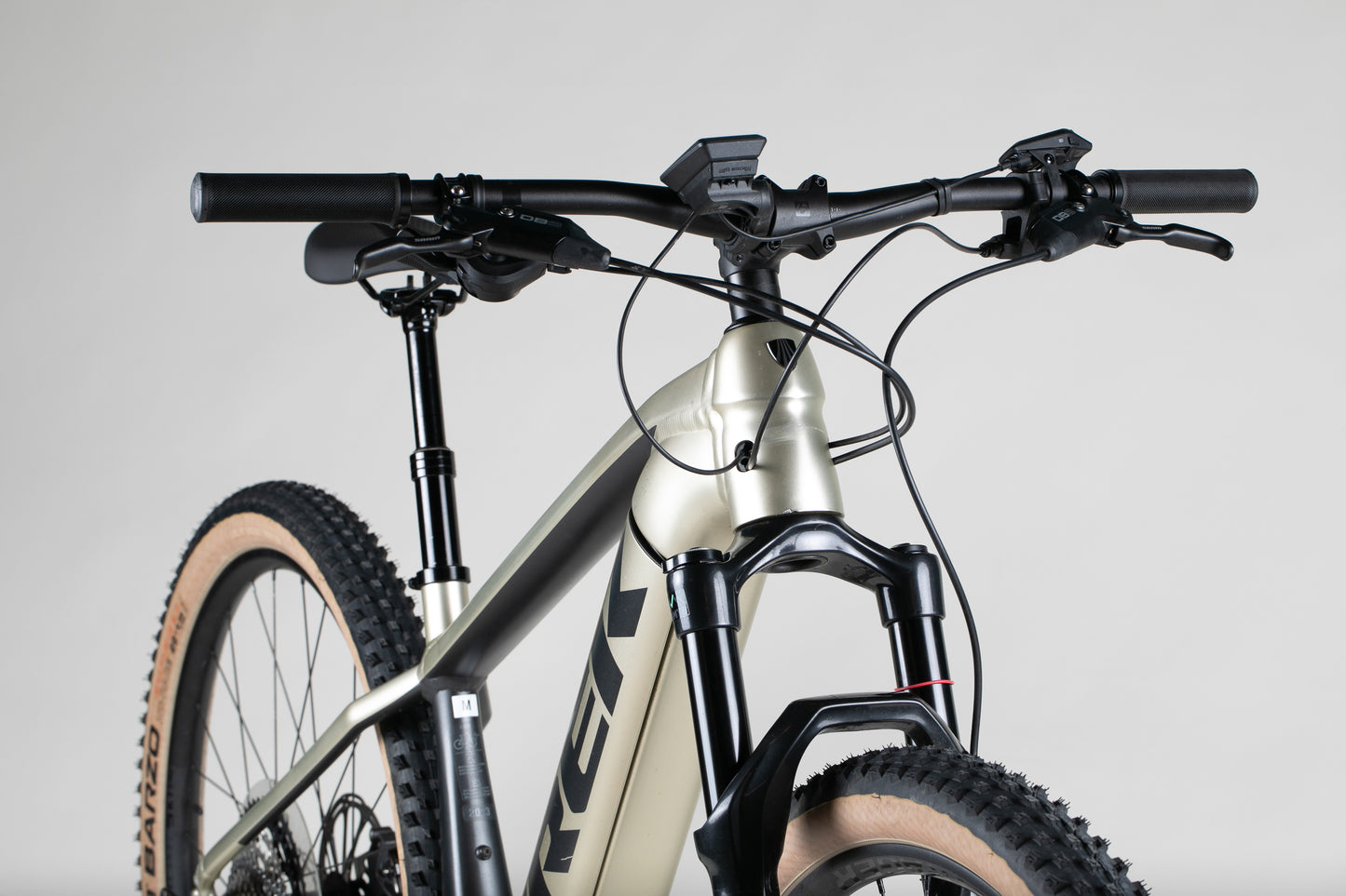 Trek Powerfly 7 Gen 4 - käytetty sähköpyörä 165-177 cm ajajalle