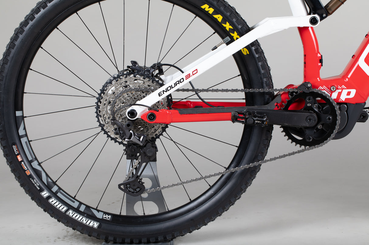 GASGAS G Enduro 3.0 - käytetty sähköpyörä 168-178 cm ajajalle