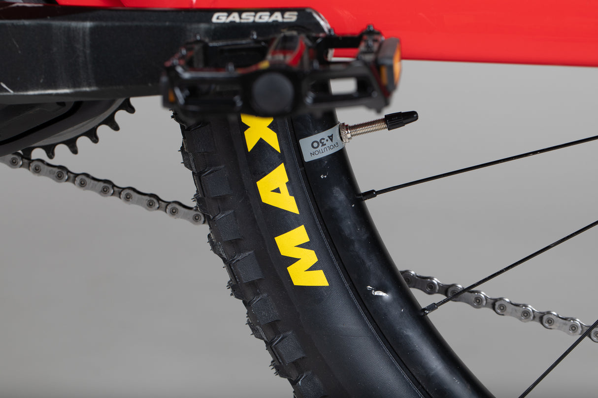 GASGAS G Enduro 3.0 - käytetty sähköpyörä 168-178 cm ajajalle
