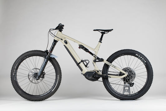 Commencal Meta Power Sx - käytetty sähköpyörä 180-193 cm ajajalle