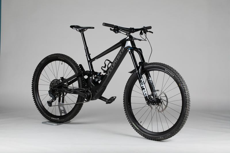 Specialized Turbo Kenevo SL Comp - käytetty sähköpyörä 165-180 cm ajajalle