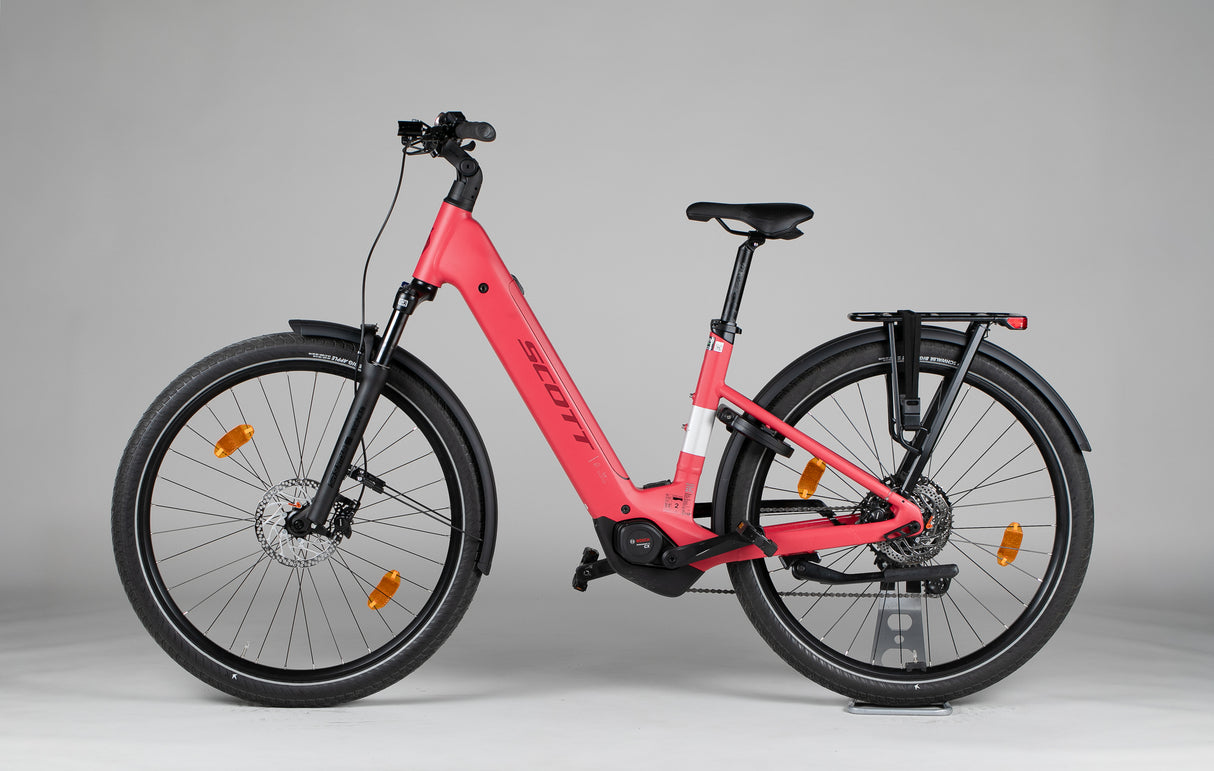 Scott Sub 30 Wave - käytetty sähköpyörä 168-180 cm ajajalle