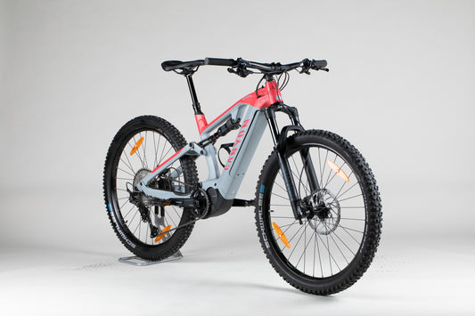 Canyon Neuron on 8 wmn - käytetty sähköpyörä 159–173 cm ajajalle