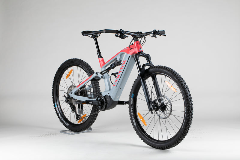 Canyon Neuron on 8 wmn - käytetty sähköpyörä 159–173 cm ajajalle