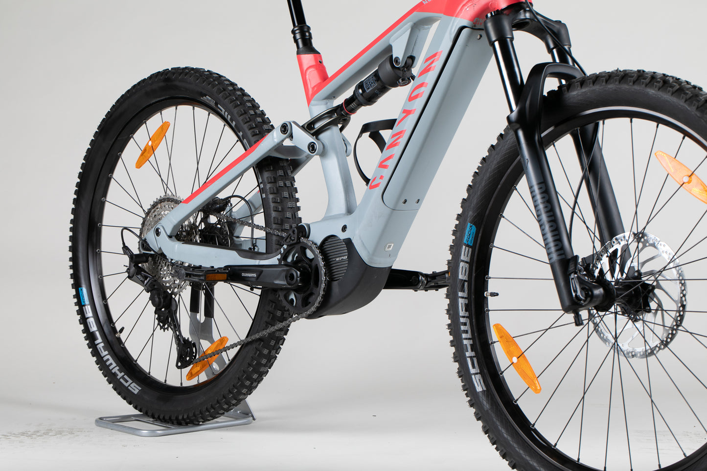 Canyon Neuron on 8 wmn - käytetty sähköpyörä 159–173 cm ajajalle