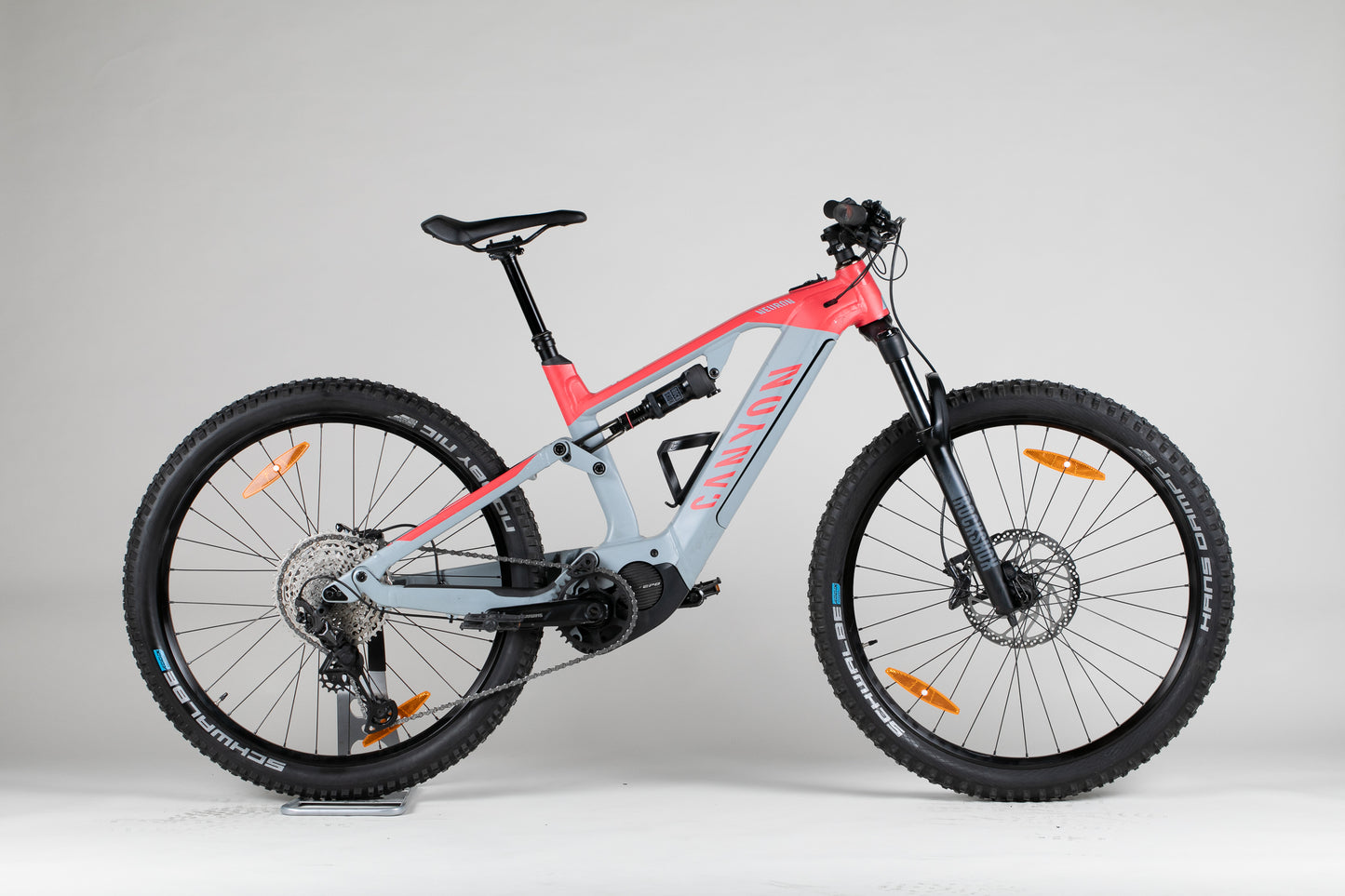 Canyon Neuron on 8 wmn - käytetty sähköpyörä 159–173 cm ajajalle